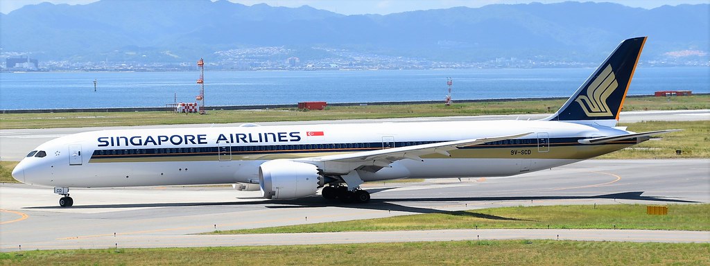 Photo of Singapore Airlines 9V-SCD, Boeing 787-10 Dreamliner