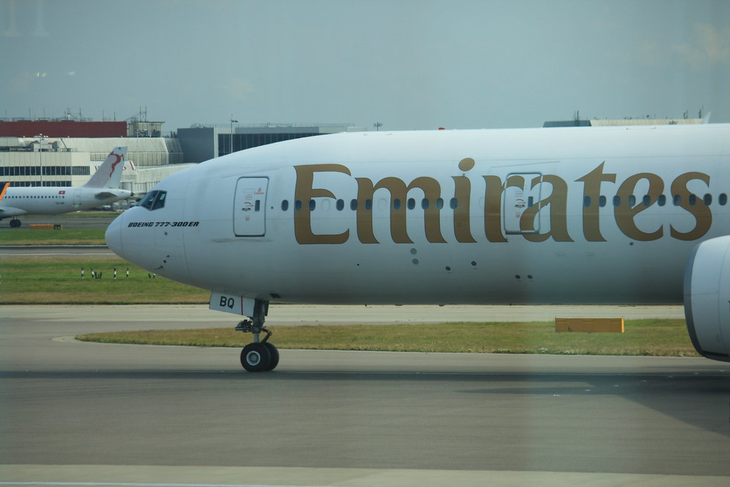 Photo of Emirates Airlines A6-EBQ, Boeing 777-300