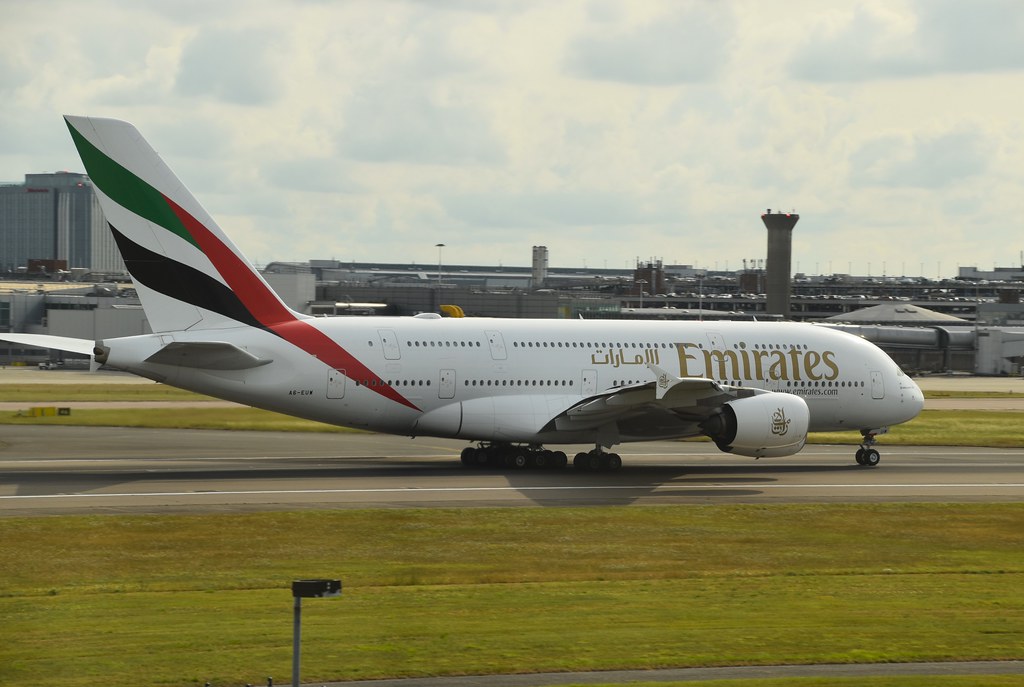 Photo of Emirates Airlines A6-EUW, Airbus A380-800