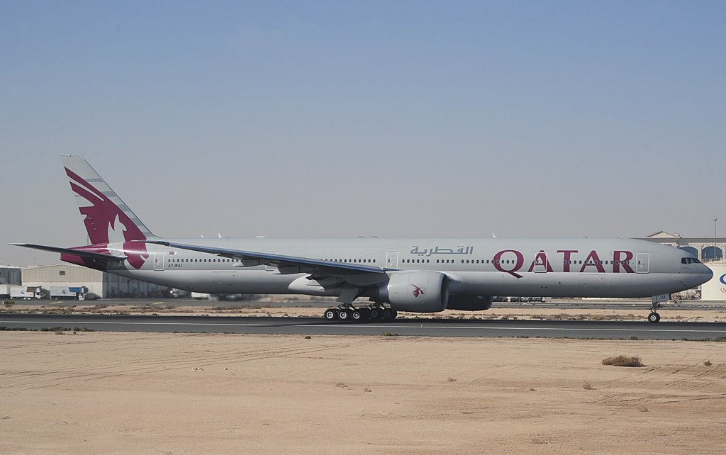 Photo of Qatar Airways A7-BAI, Boeing 777-300