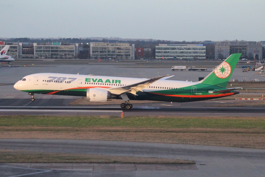 Photo of Eva Air B-17881, Boeing 787-9 Dreamliner