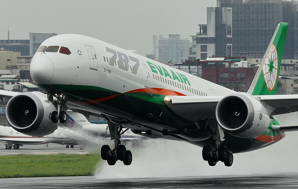 Photo of Eva Air B-17881, Boeing 787-9 Dreamliner