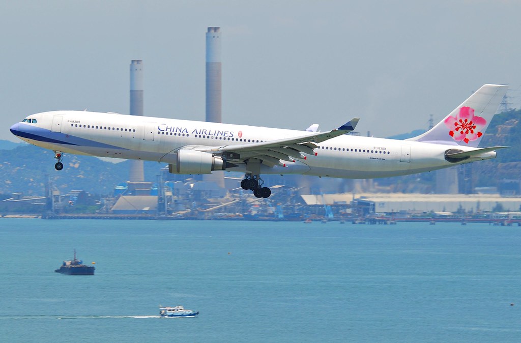 Photo of China Airlines B-18309, Airbus A330-300