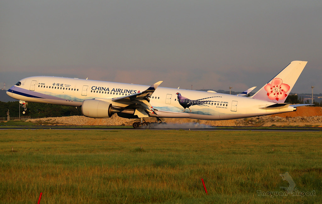 Photo of China Airlines B-18901, Airbus A350-900