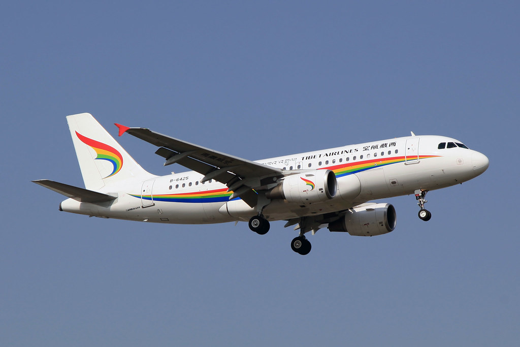 Photo of Tibet Airlines B-6425, Airbus A319