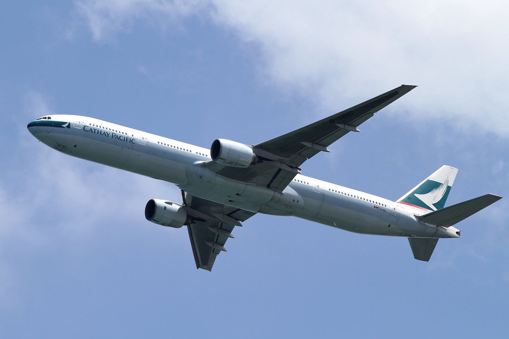 Photo of Cathay Pacific B-HNG, Boeing 777-300