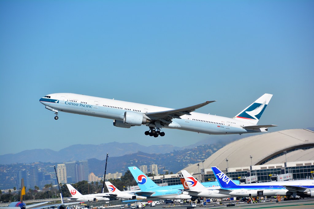 Photo of Cathay Pacific B-KPD, Boeing 777-300