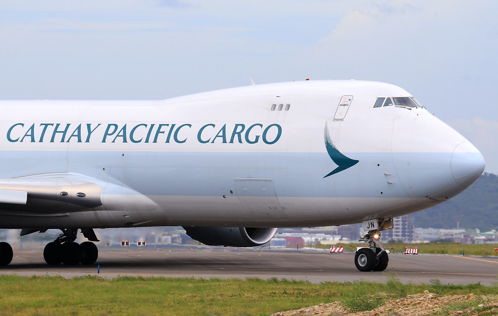 Photo of Cathay Pacific B-LJN, Boeing 747-8