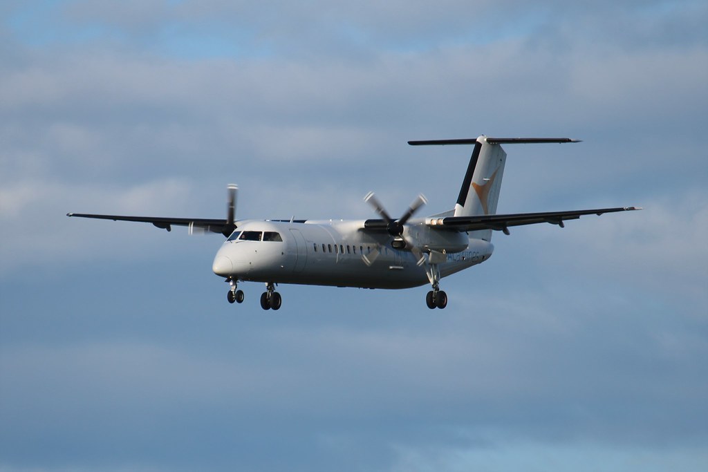 Photo of PAL Airlines C-FPAE, De Havilland Dash 8 (300)