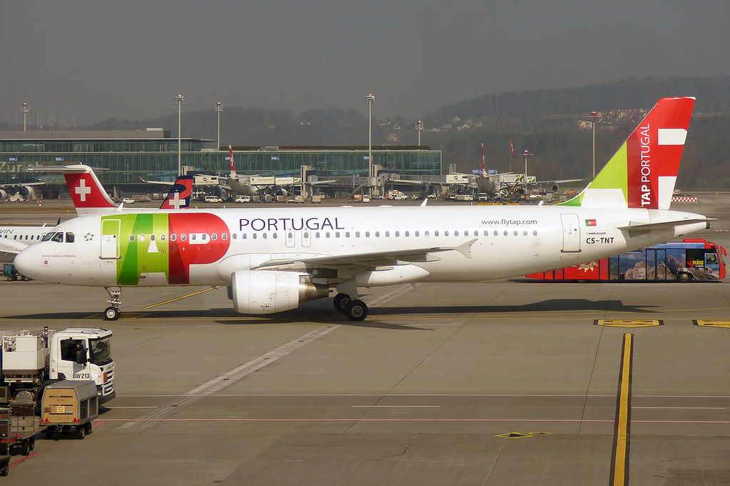 Photo of TAP Air Portugal CS-TNT, Airbus A320