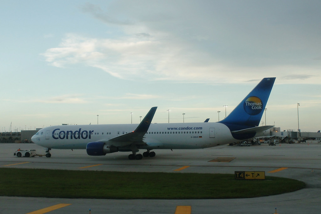 Photo of Condor D-ABUD, Boeing 767-300