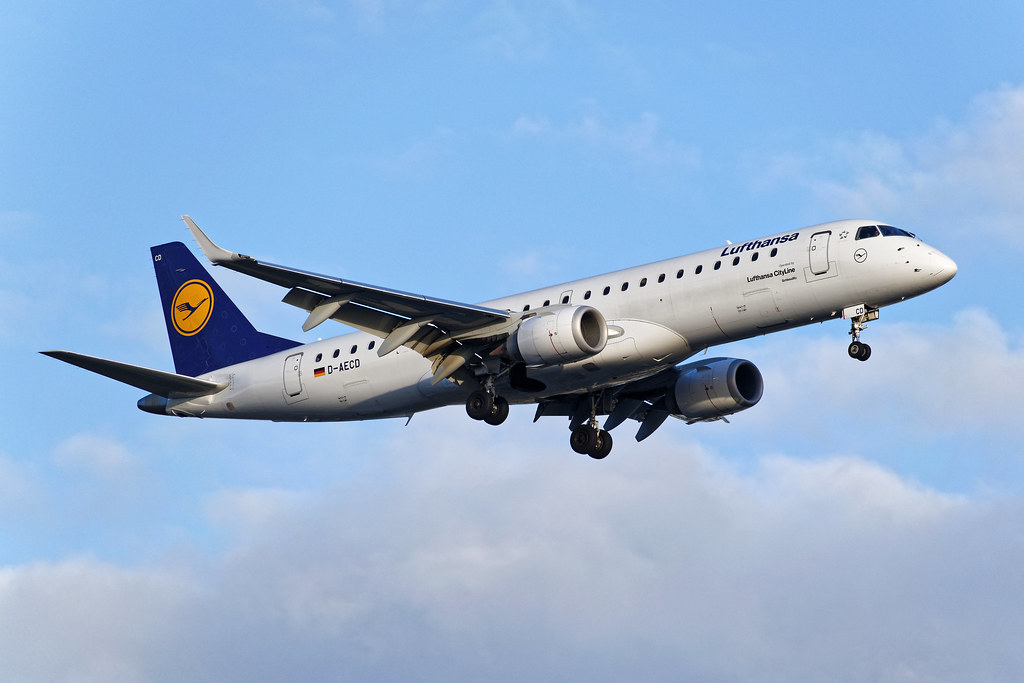 Photo of Lufthansa Cityline D-AECD, Embraer ERJ-190