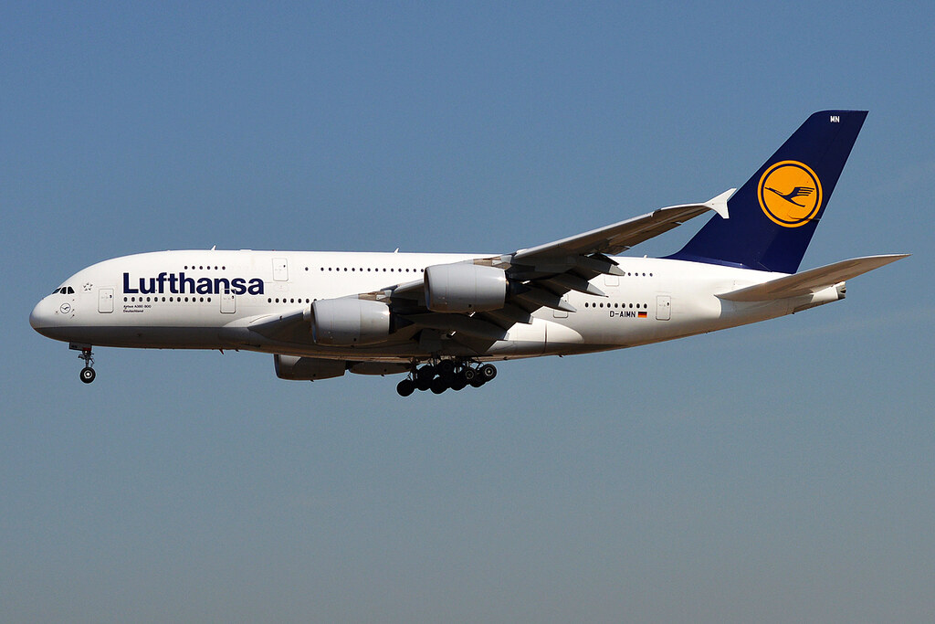 Photo of Lufthansa D-AIMN, Airbus A380-800