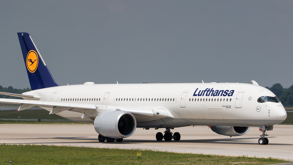 Photo of Lufthansa D-AIXG, Airbus A350-900