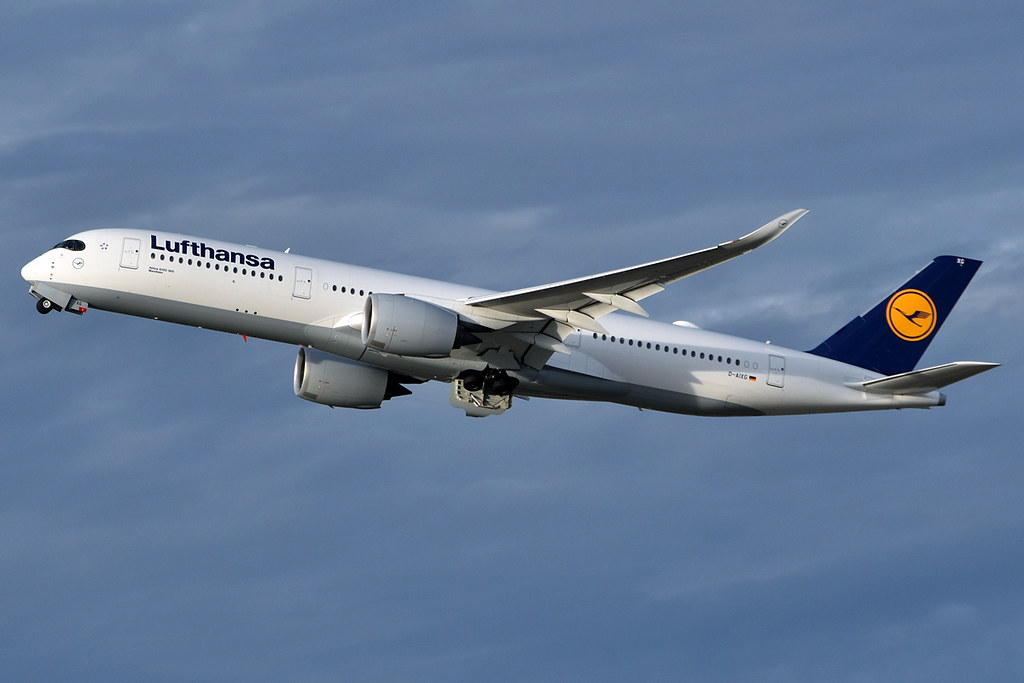 Photo of Lufthansa D-AIXG, Airbus A350-900