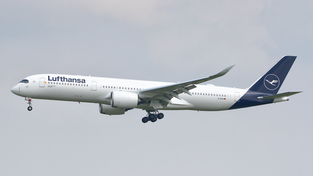 Photo of Lufthansa D-AIXI, Airbus A350-900
