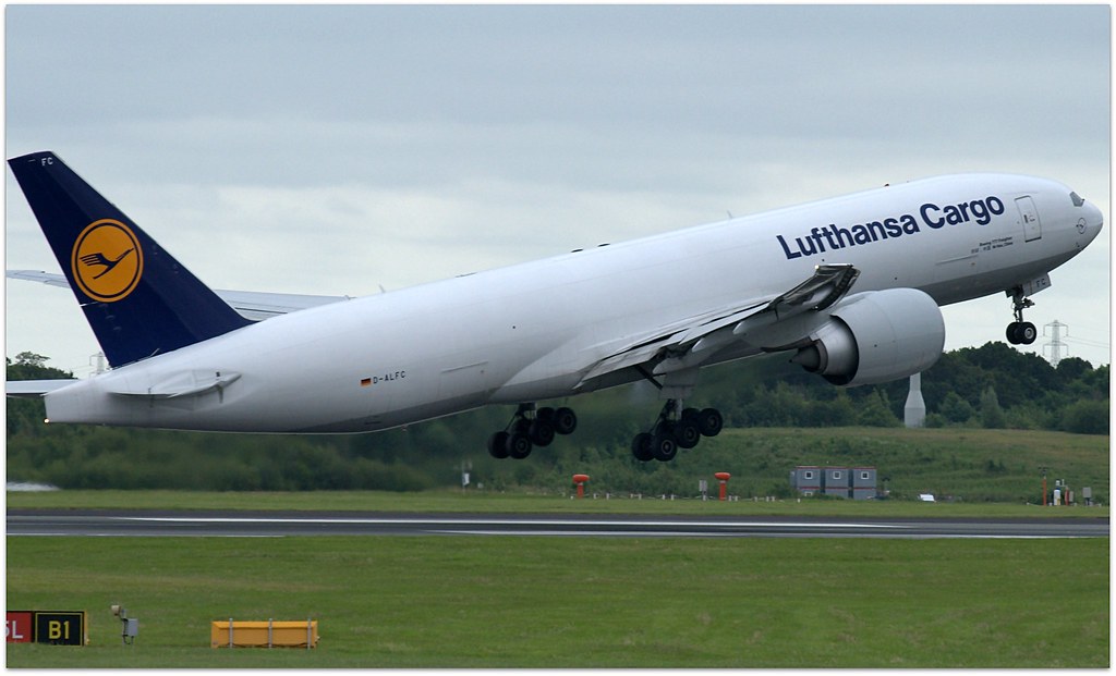 Photo of Lufthansa Cargo D-ALFC, Boeing 777-200