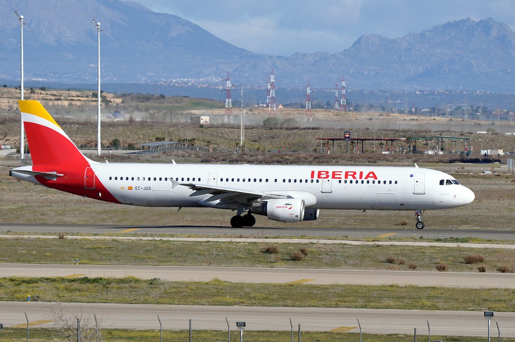 Photo of Iberia EC-JGS, Airbus A321