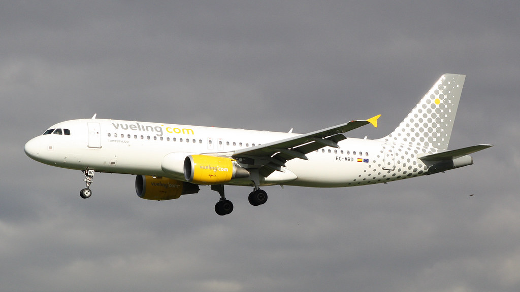 Photo of Vueling EC-MBD, Airbus A320