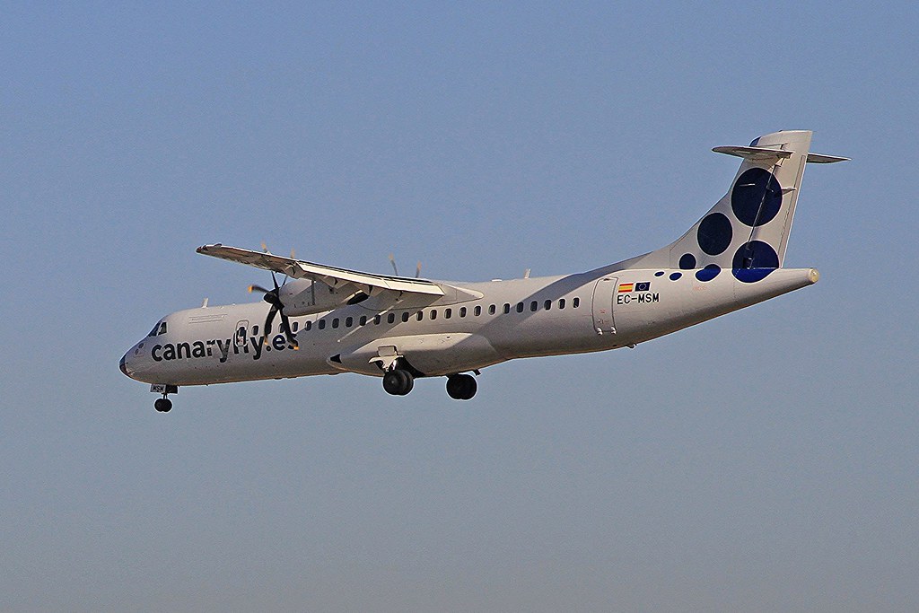 Photo of Canaryfly EC-MSM, ATR ATR-72-200