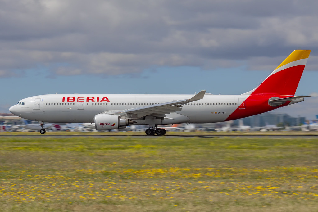 Photo of Iberia EC-MSY, Airbus A330-200
