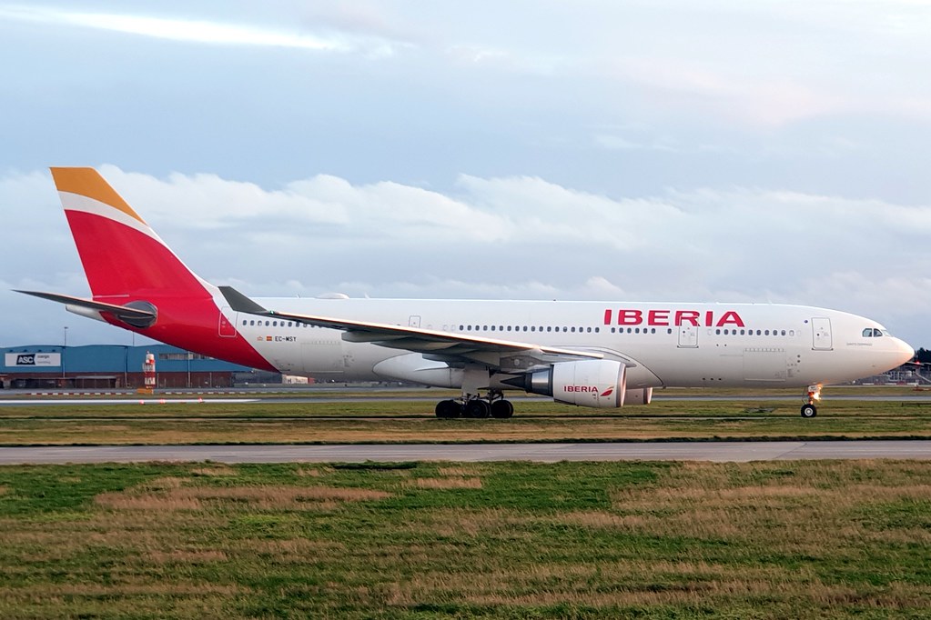Photo of Iberia EC-MSY, Airbus A330-200