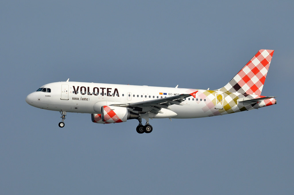 Photo of Volotea Airlines EC-MTD, Airbus A319