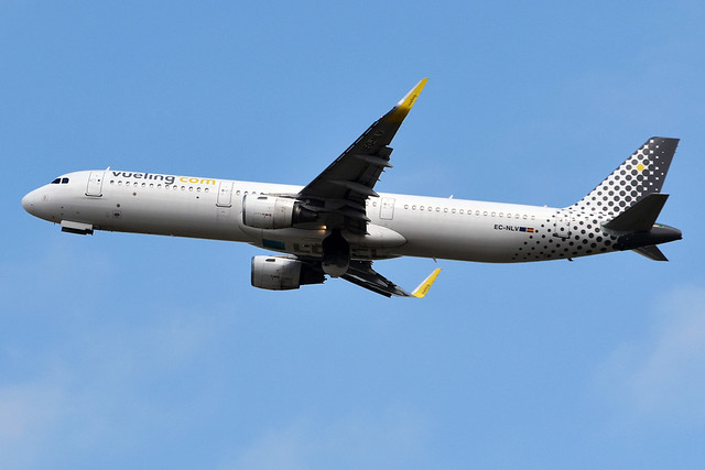 Photo of Photo of Airbus A321