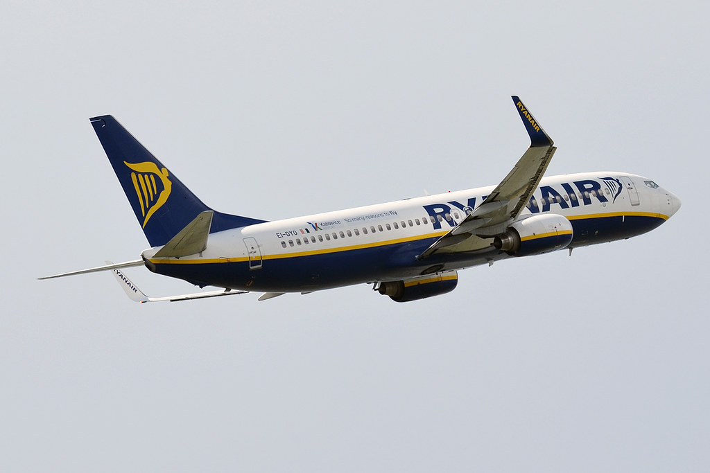Photo of Ryanair EI-DYO, Boeing 737-800