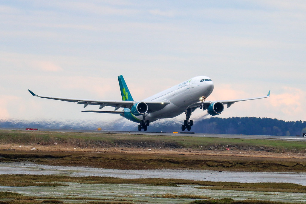 Photo of Aer Lingus EI-EIK, Airbus A330-300