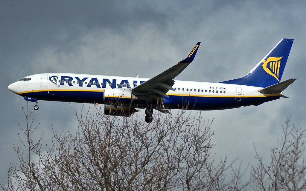 Photo of Ryanair EI-EVK, Boeing 737-800