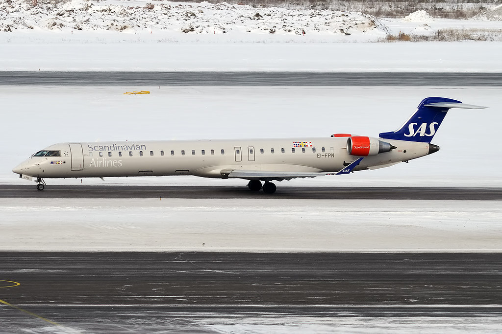 Photo of SAS Scandinavian Airlines EI-FPN, Canadair CL-600 Regional Jet CRJ-705
