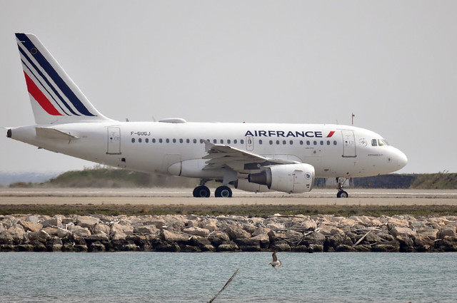 Photo of Photo of Airbus A318