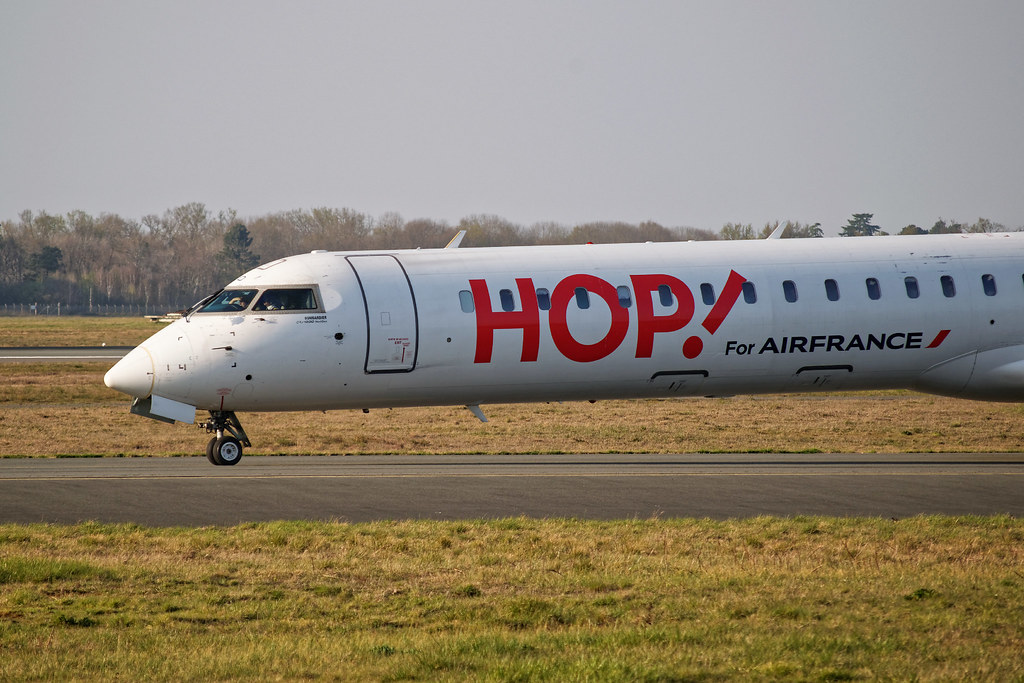 Photo of  F-HMLD, BOMBARDIER Regional Jet CRJ-1000