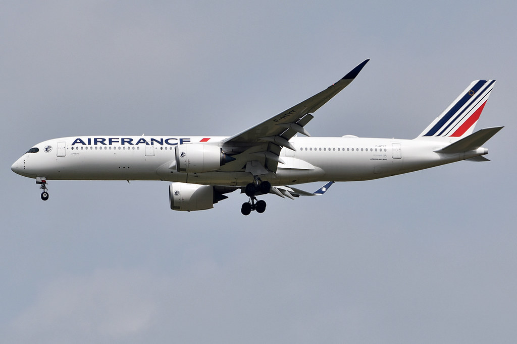 Photo of Air France F-HTYT, Airbus A350-900