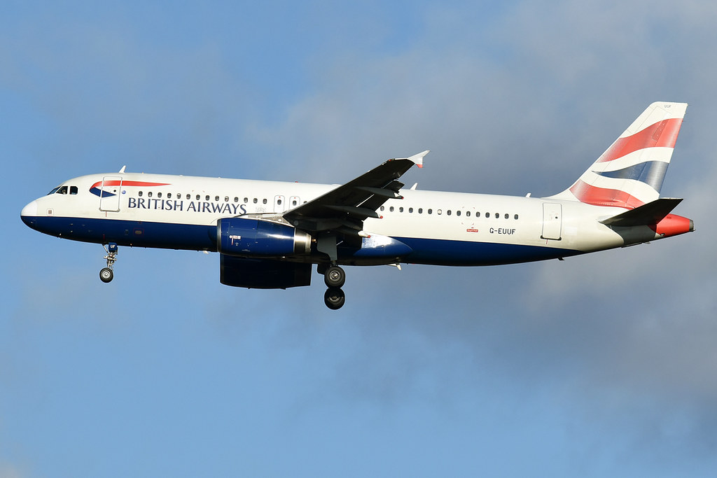 Photo of British Airways G-EUUF, Airbus A320