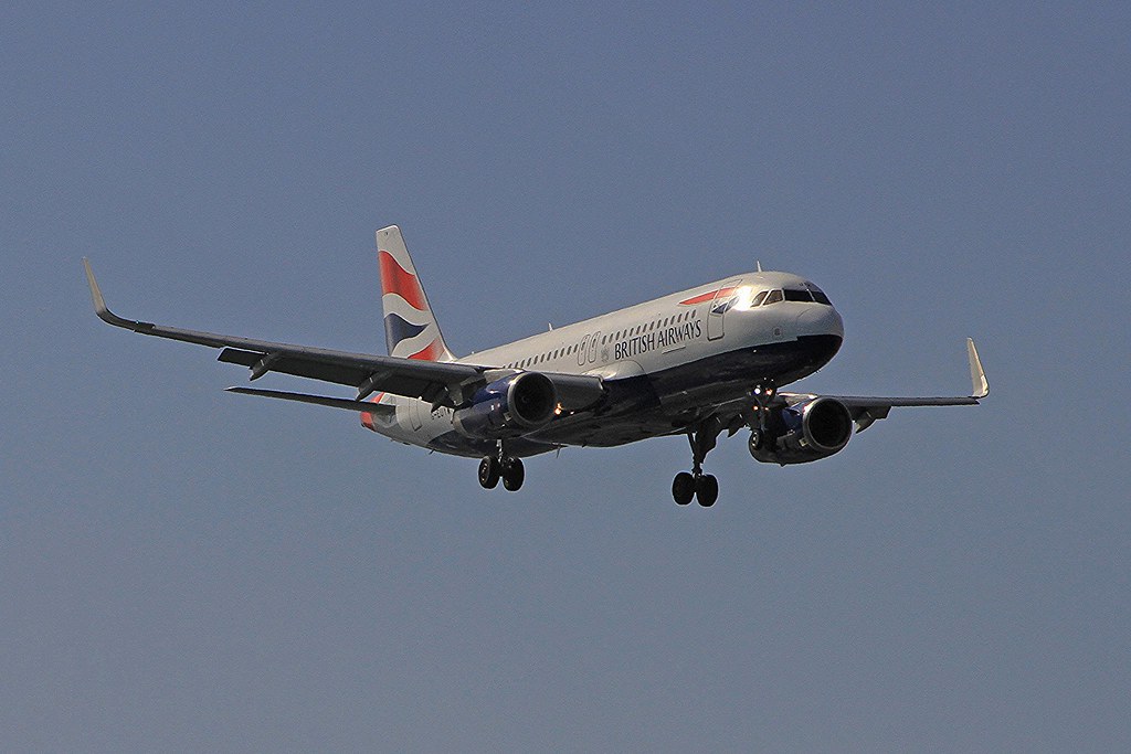 Photo of British Airways G-EUYW, Airbus A320