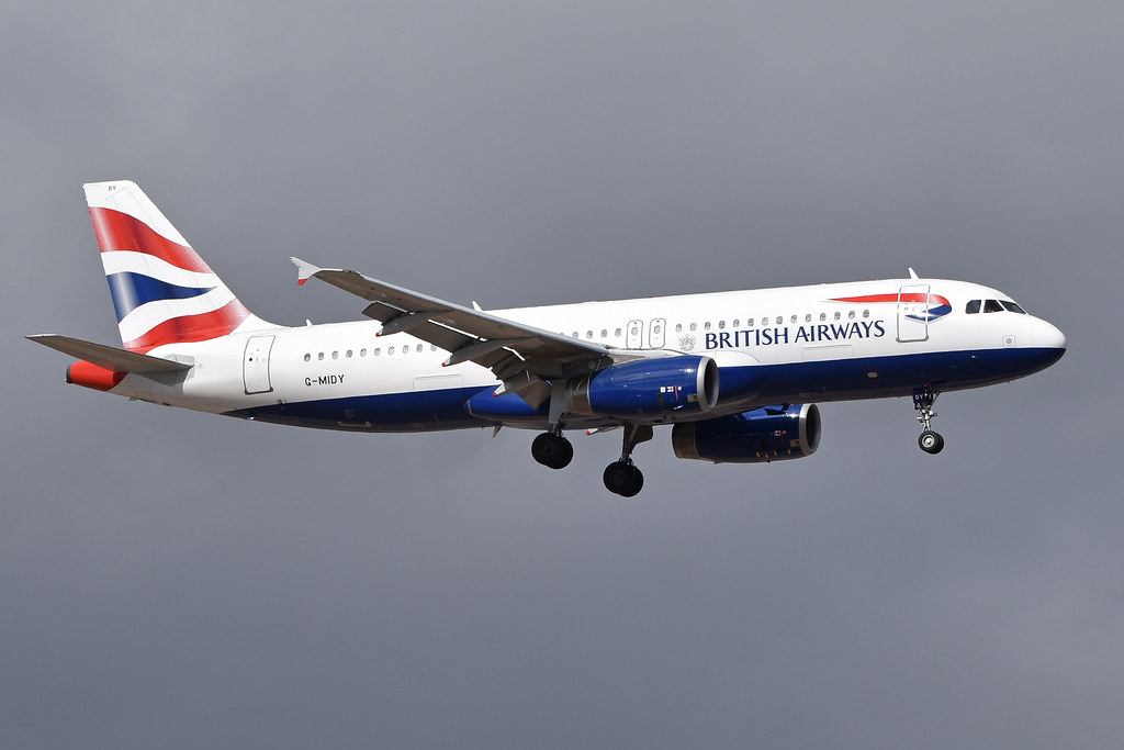 Photo of British Airways G-MIDY, Airbus A320