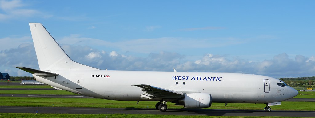 Photo of West Atlantic G-NPTH, Boeing 737-400
