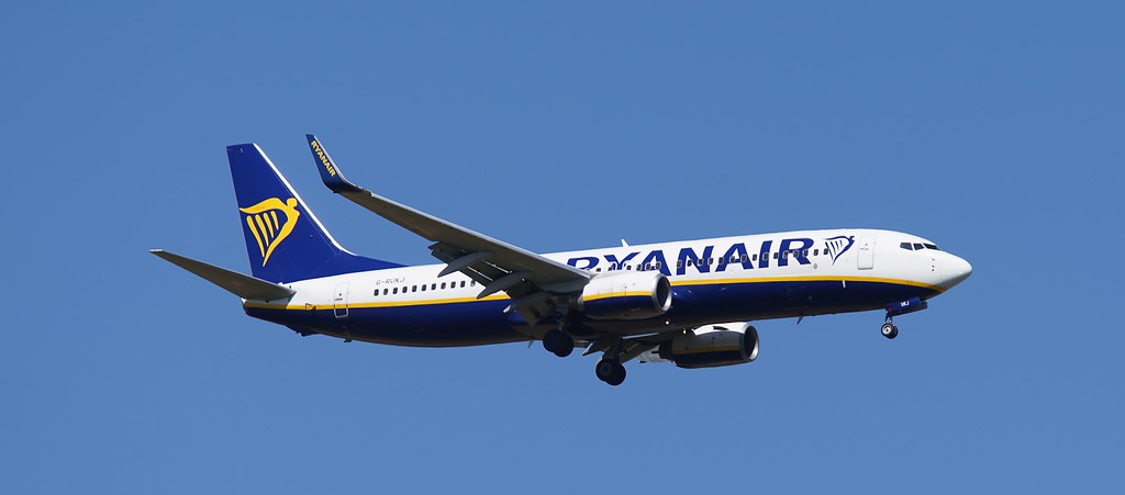 Photo of Ryanair UK G-RUKJ, Boeing 737-800