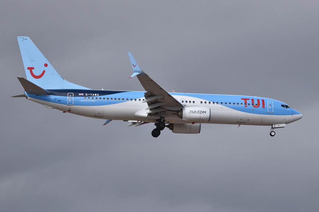 Photo of TUI Airways G-TAWX, Boeing 737-800
