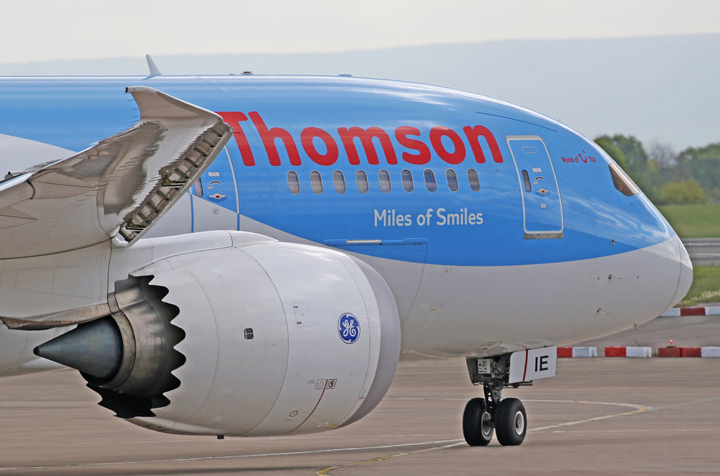 Photo of Thomson Airways G-TUIE, Boeing 787-8 Dreamliner