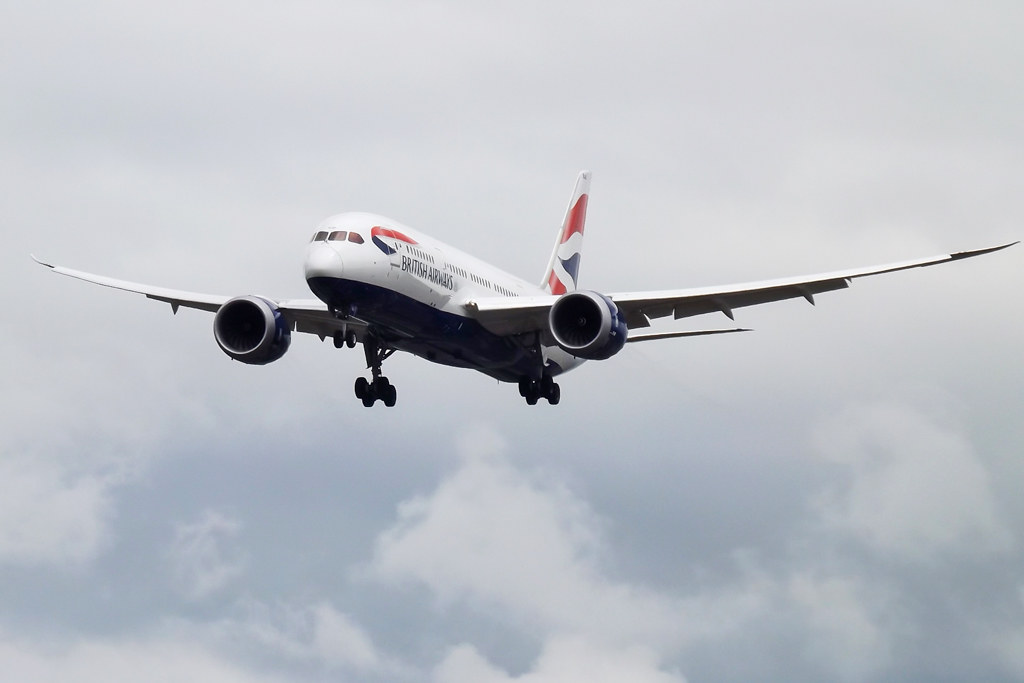 Photo of British Airways G-ZBJD, Boeing 787-8 Dreamliner