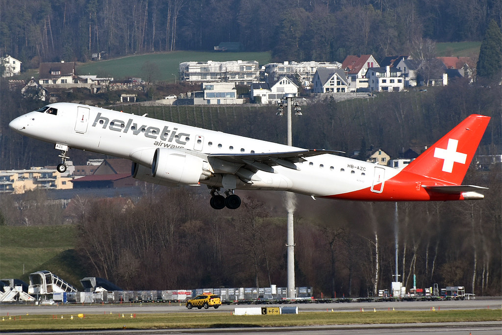 Photo of Helvetic HB-AZC, Embraer ERJ-190-E2