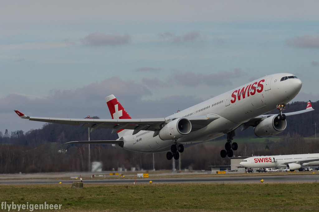 Photo of Swiss HB-JHD, Airbus A330-300