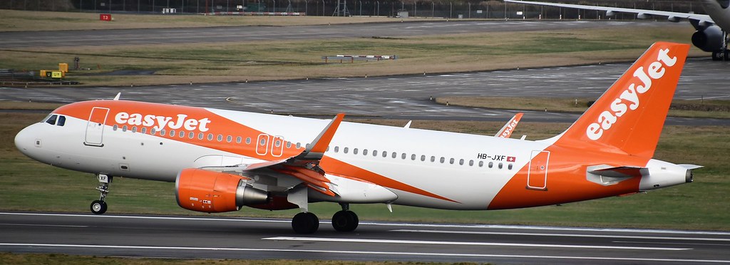 Photo of Easyjet Switzerland HB-JXF, Airbus A320