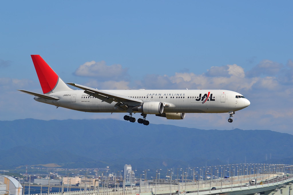Photo of JAL Japan Airlines JA621J, Boeing 767-300