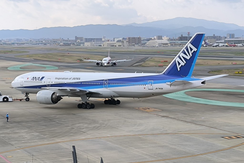 Photo of ANA All Nippon Airways JA745A, Boeing 777-200