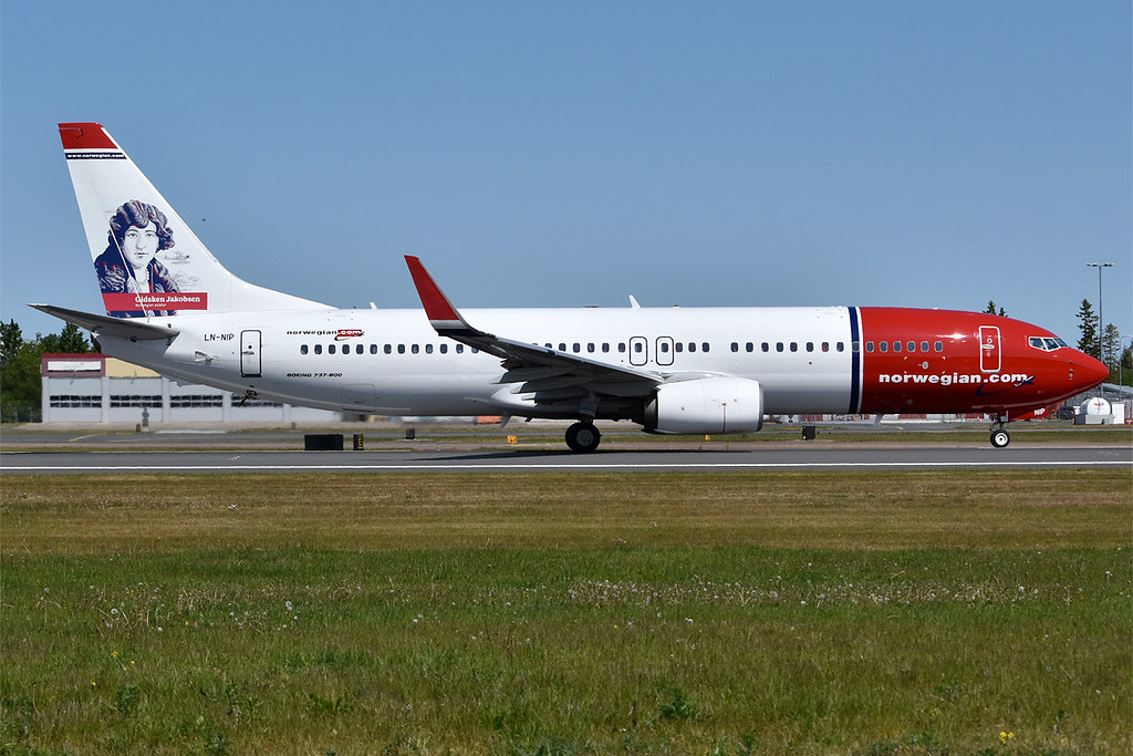 Photo of Norwegian Air Shuttle LN-NIP, Boeing 737-800