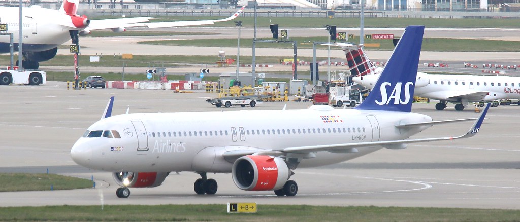 Photo of SAS Scandinavian Airlines LN-RGN, Airbus A320-200N